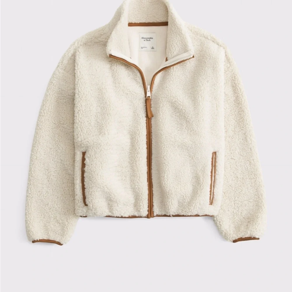 Abercrombie & Fitch Cream Sherpa Jacket - Picture 2 of 2